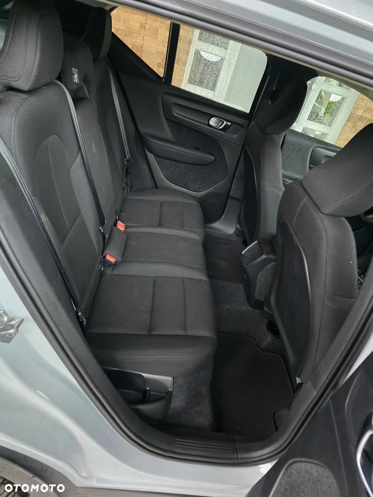 Volvo XC 40 T3 Momentum Core - 16