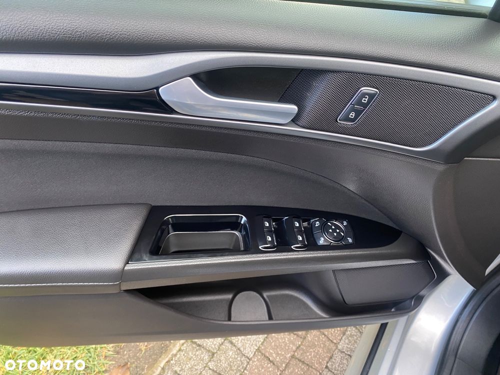 Ford Mondeo 2.0 EcoBlue ST-Line X - 24