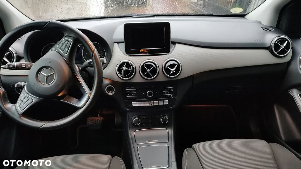 Mercedes-Benz Klasa B 180 (CDI) d 7G-DCT AMG Line - 4