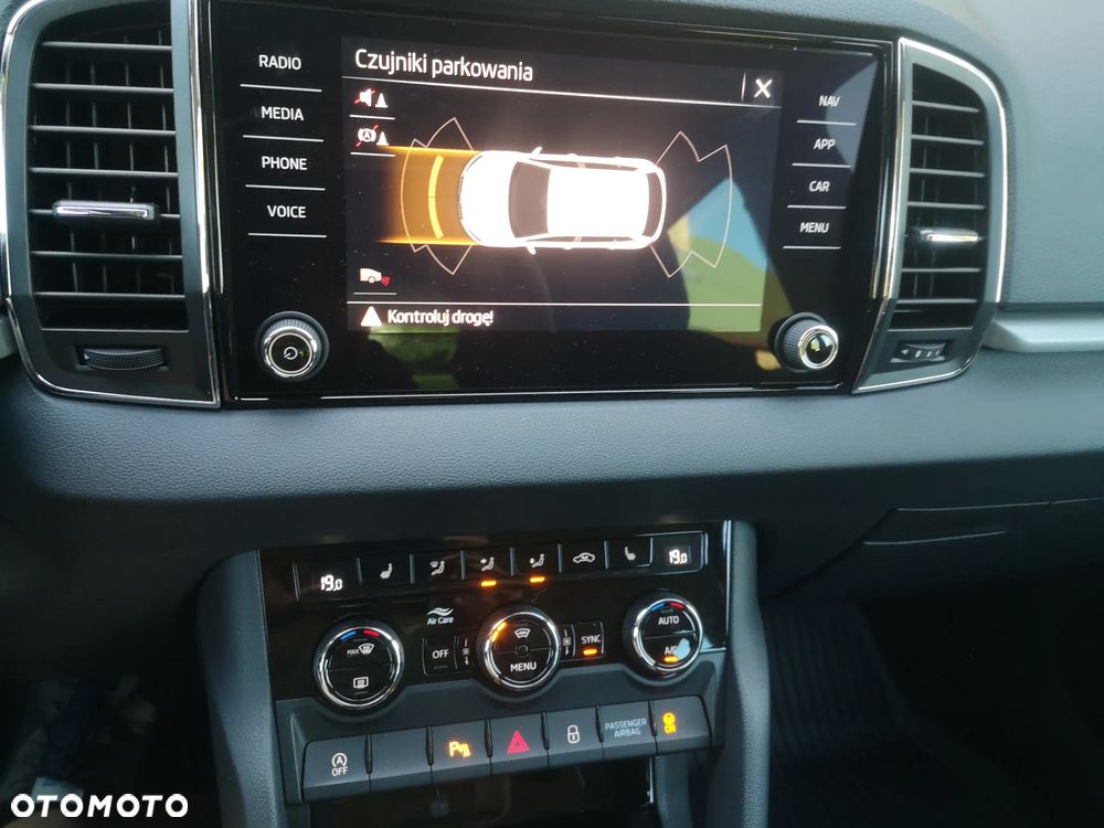 Skoda Karoq 1.5 TSI ACT GPF 4x2 Ambition - 25