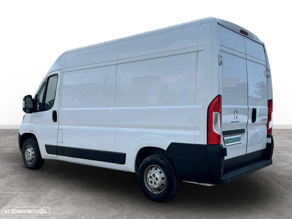 Peugeot Boxer 2.2 BlueHDi 165 S&S 335 L2H2 - 4