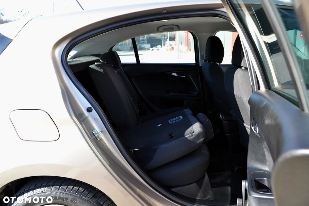 Fiat Tipo 1.4 T-Jet 16v Pop EU6d - 13