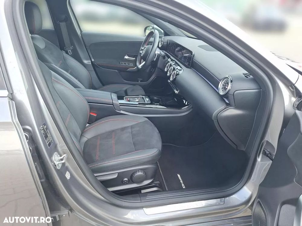 Mercedes-Benz A 200 Sedan MHEV 7G-DCT - 15