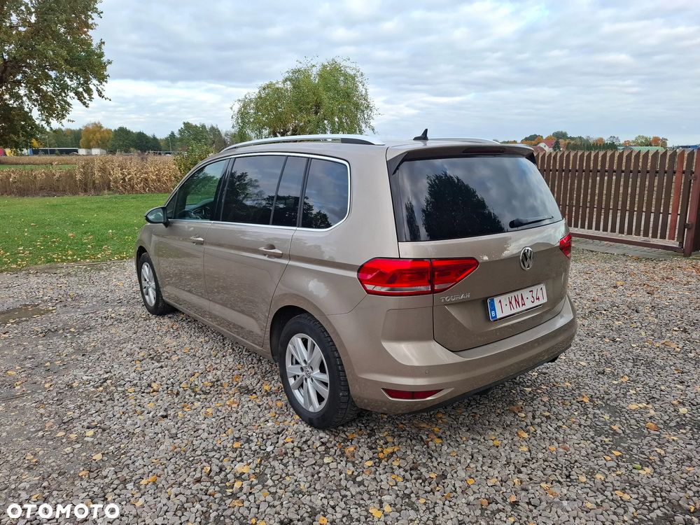 Volkswagen Touran 1.5 TSI EVO Highline - 5