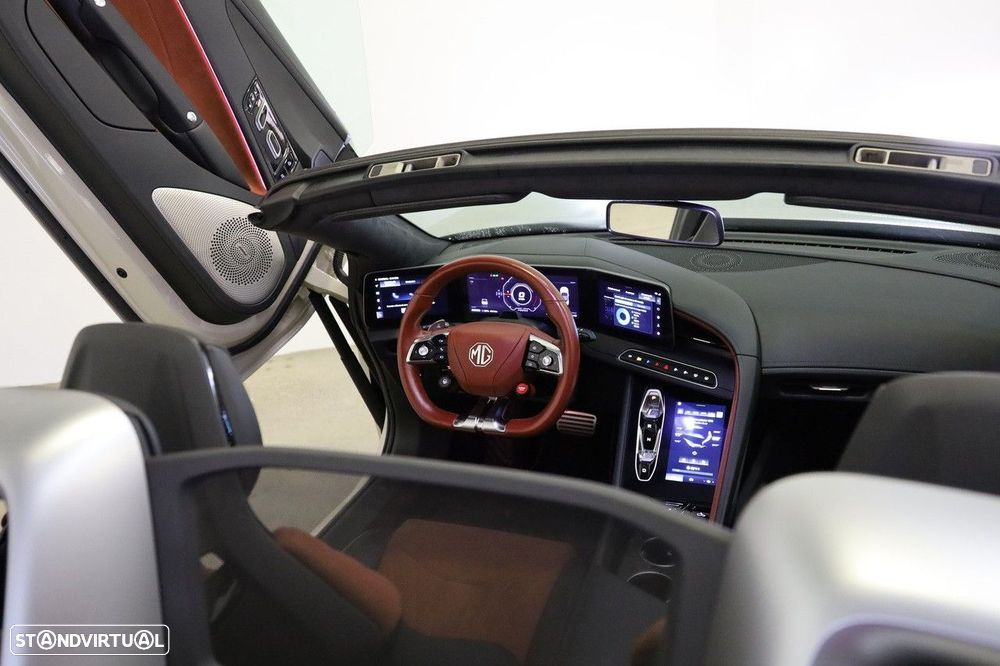 MG Cyberster 77 kWh GT - 31