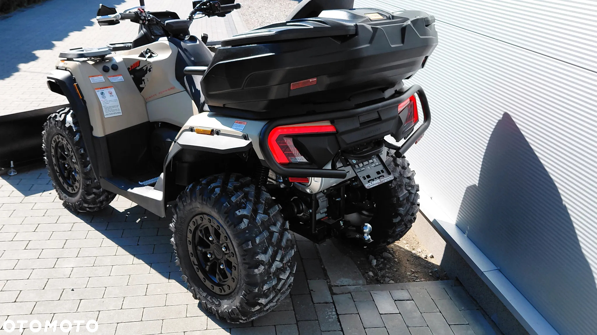 QJMOTOR SFA 1000 - 12