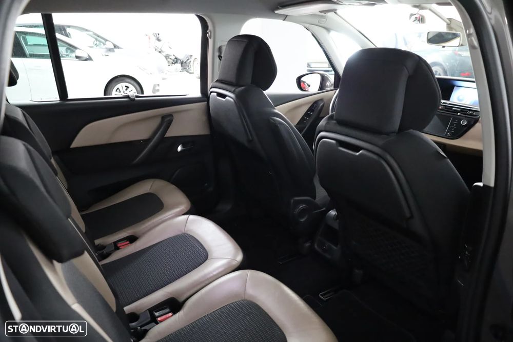 Citroën C4 Grand Picasso 1.6 HDi Exclusive - 19