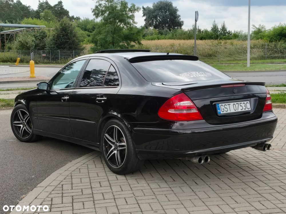 Mercedes-Benz Klasa E - 4