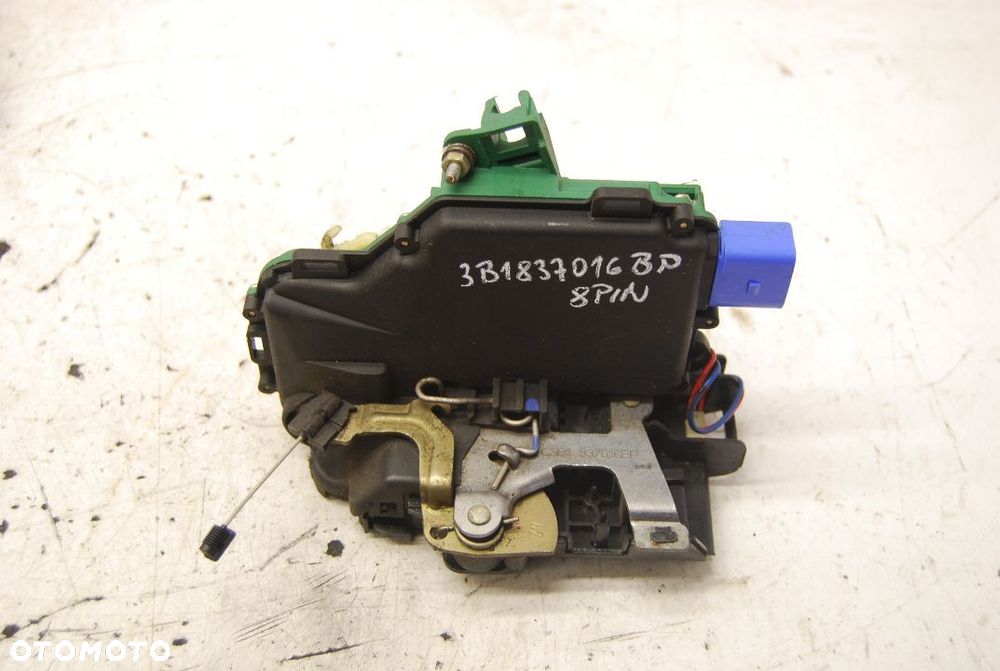 ZAMEK DRZWI PRAWY PRZÓD PRZEDNI SEAT IBIZA III 8 PIN VW POLO IV 3B1837016BP/ 3B1837016BQ VW GOLF IV PASSAT B5 SEAT LEON I TOLEDO II SKODA - 1