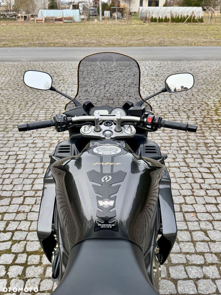 Yamaha FZ - 8