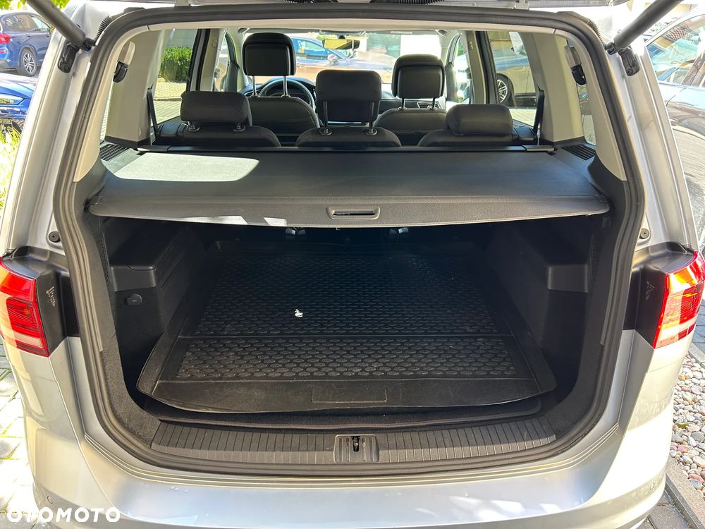 Volkswagen Touran 1.5 TSI EVO Highline DSG - 11