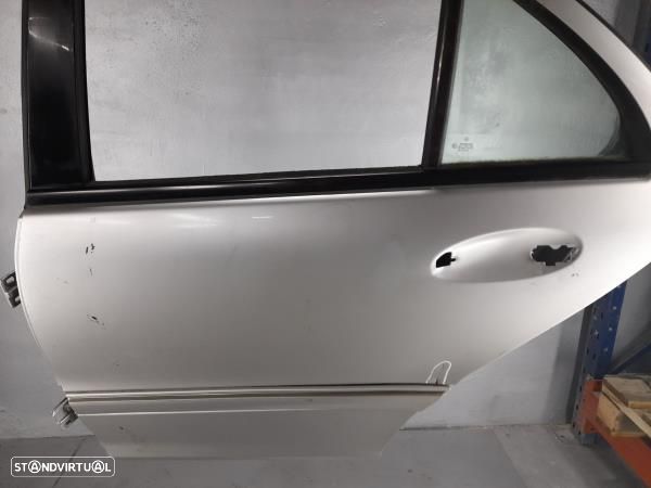 Porta Tras Esq Mercedes-Benz C-Class (W203) - 3