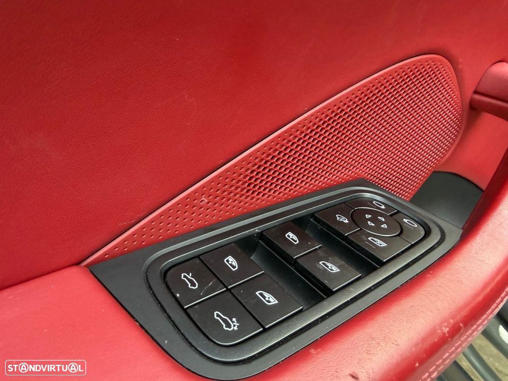 Porsche Macan 4S - 26