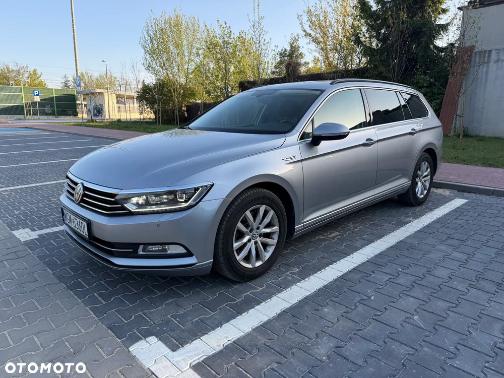 Volkswagen Passat 1.6 TDI SCR DSG Comfortline - 30