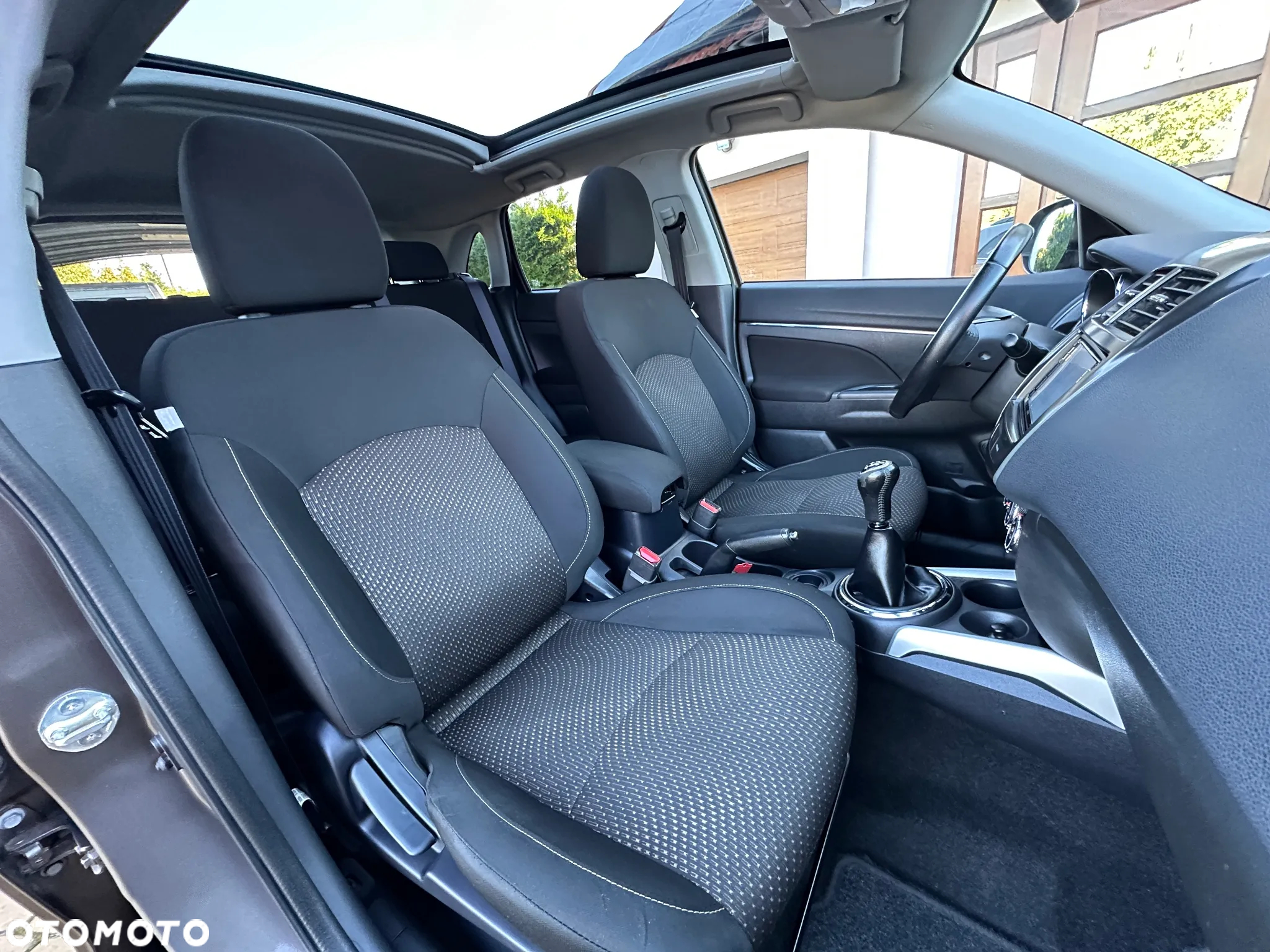 Mitsubishi ASX 1.6 2WD Edition 100+ - 24