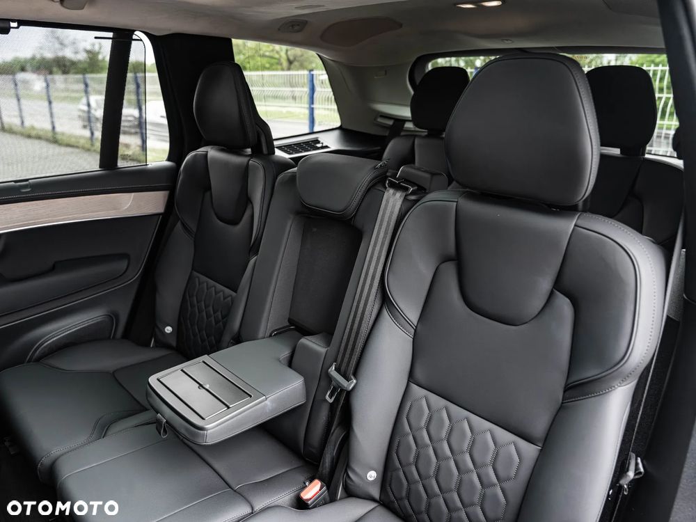 Volvo XC 90 T8 AWD Recharge Plus Dark - 31