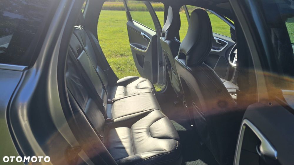 Volvo XC 60 - 6