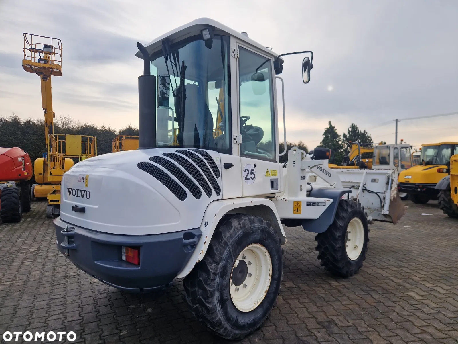 Volvo L 30 B - Z/X - 4