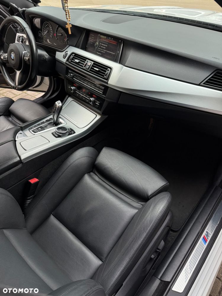 BMW Seria 5 520d xDrive - 9