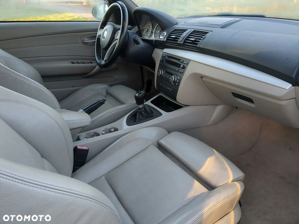 BMW Seria 1 120i - 3