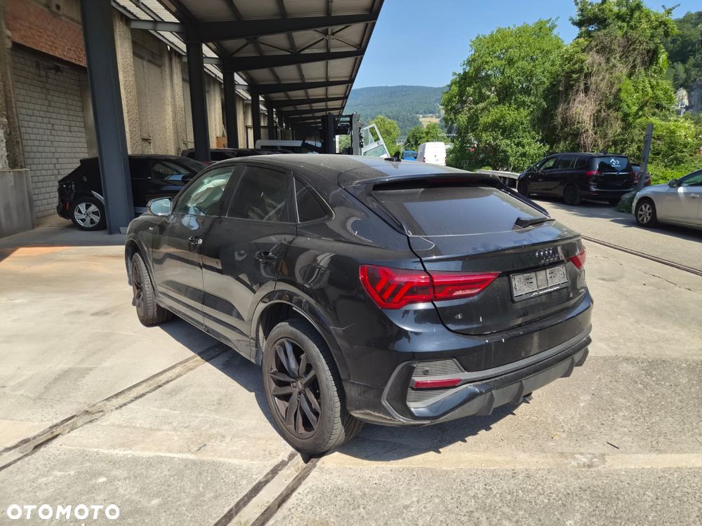 Audi Q3 40 TDI Quattro S tronic S line - 4
