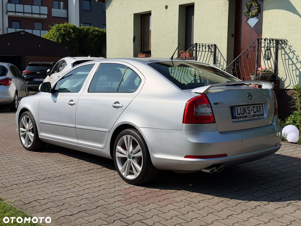 Skoda Octavia 2.0 TSI RS - 4