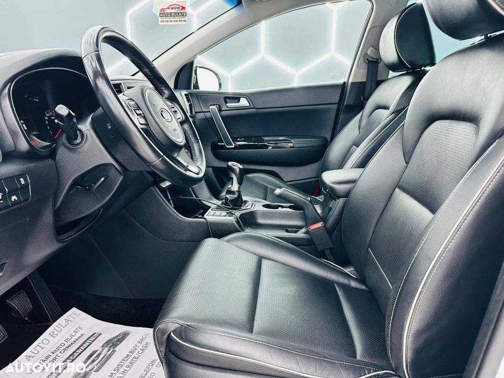Kia Sportage 1.7 CRDI 2WD ISG Dream-Team Edition - 16