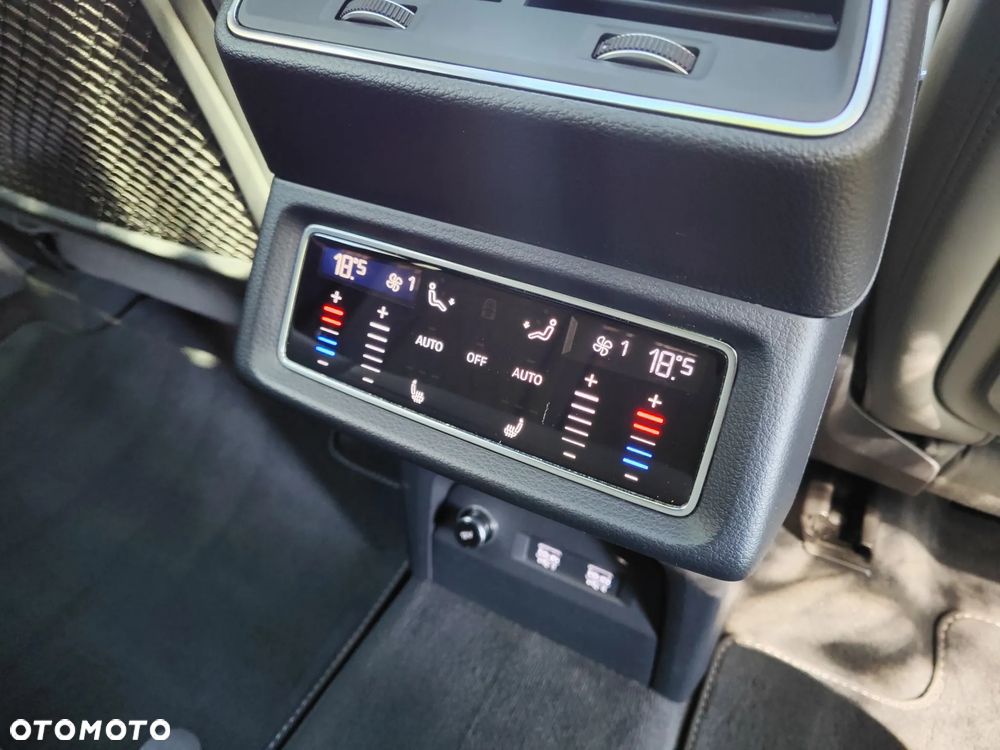 Audi e-tron 50 Quattro S Line - 15