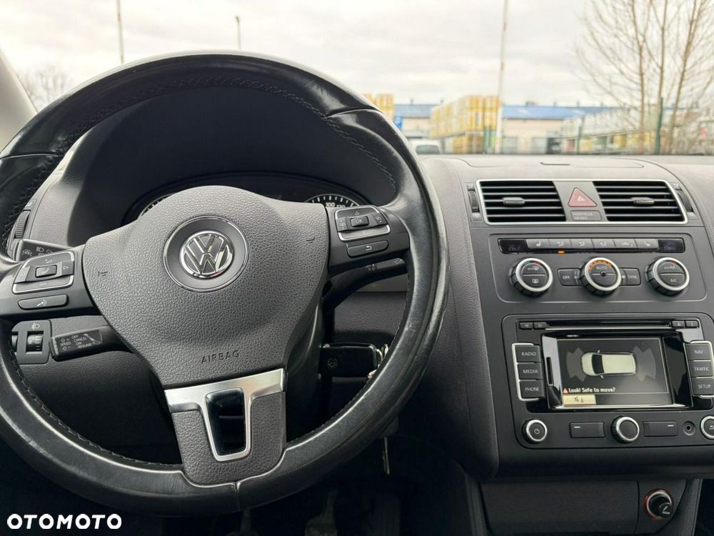Volkswagen Touran - 9
