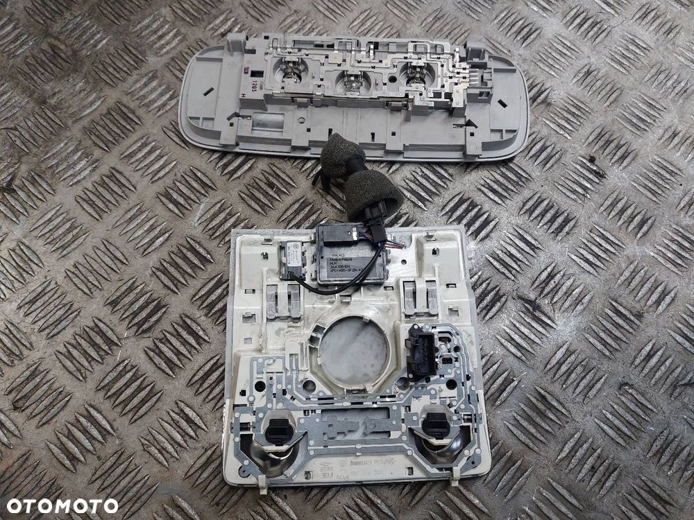 LAMPKA PODSUFITKI VOLKSWAGEN GOLF VI 1K0947291H 1K0947105P 3B0035711B - 2