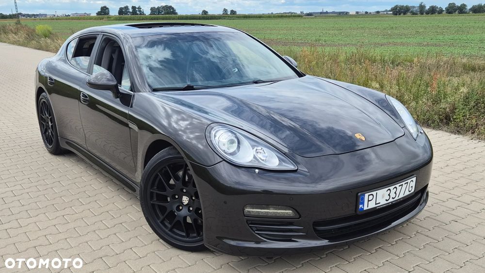 Porsche Panamera - 37