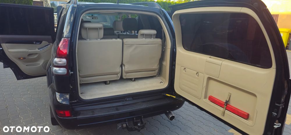 Toyota Land Cruiser - 21