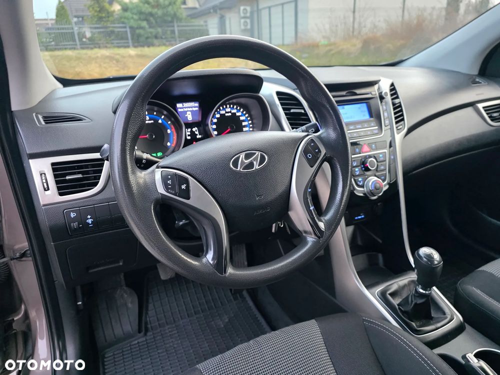 Hyundai i30 - 14