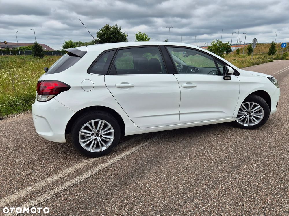 Citroën C4 BlueHDi 100 Selection - 16