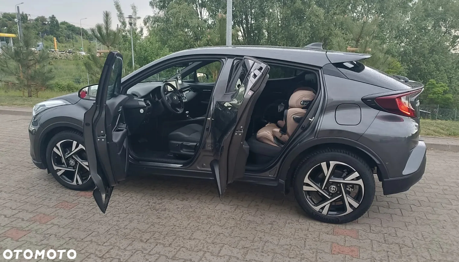 Toyota C-HR 1.8 Hybrid Executive - 3