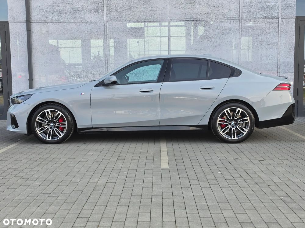BMW Seria 5 520d mHEV - 2