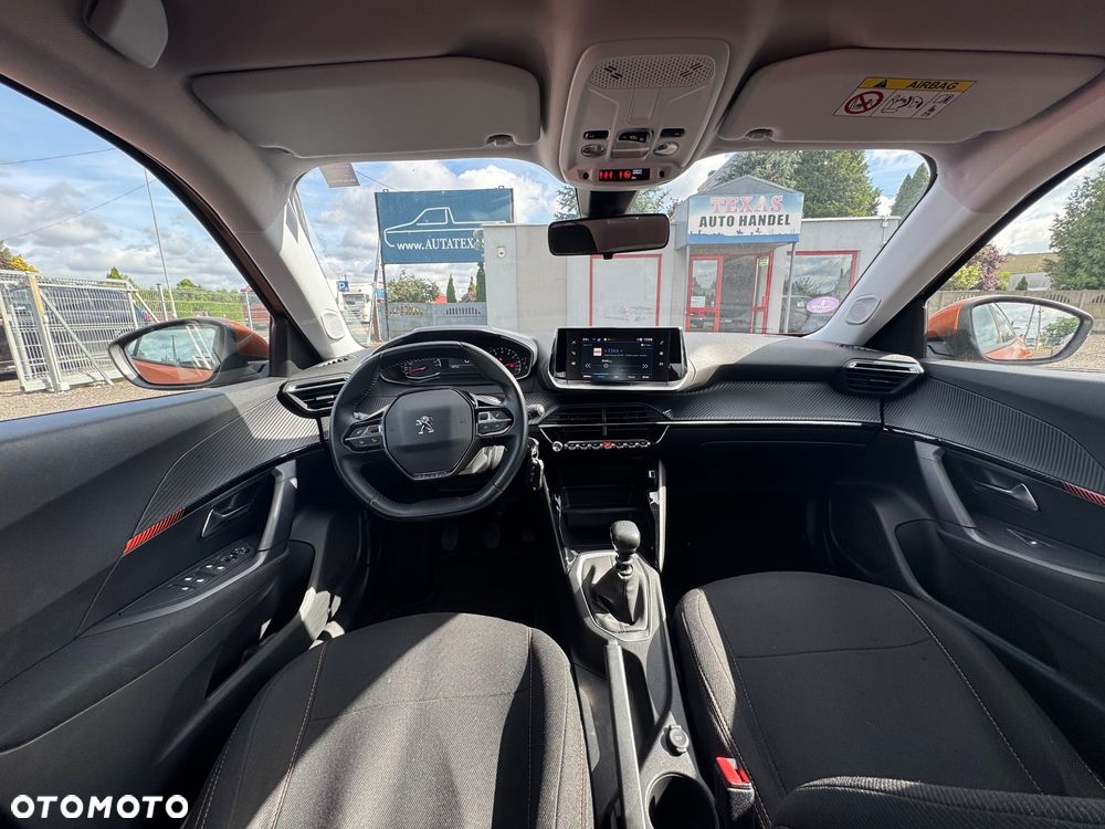 Peugeot 2008 - 14