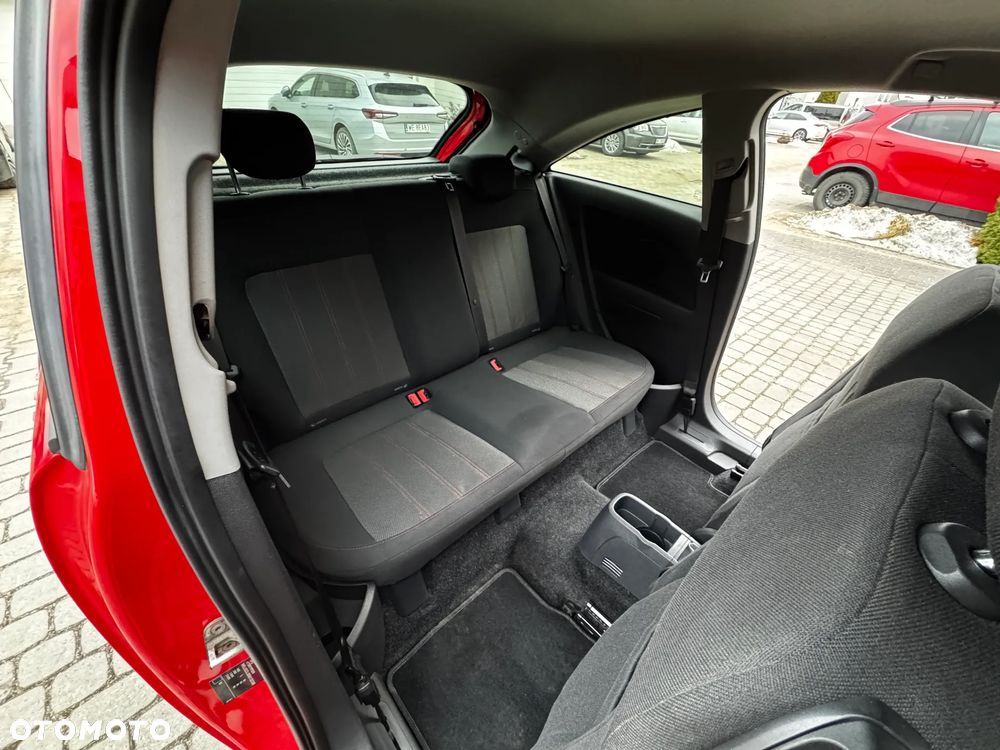 Opel Corsa 1.4 16V Sport - 12