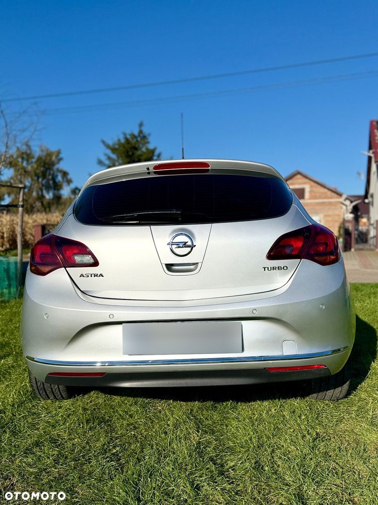 Opel Astra - 16