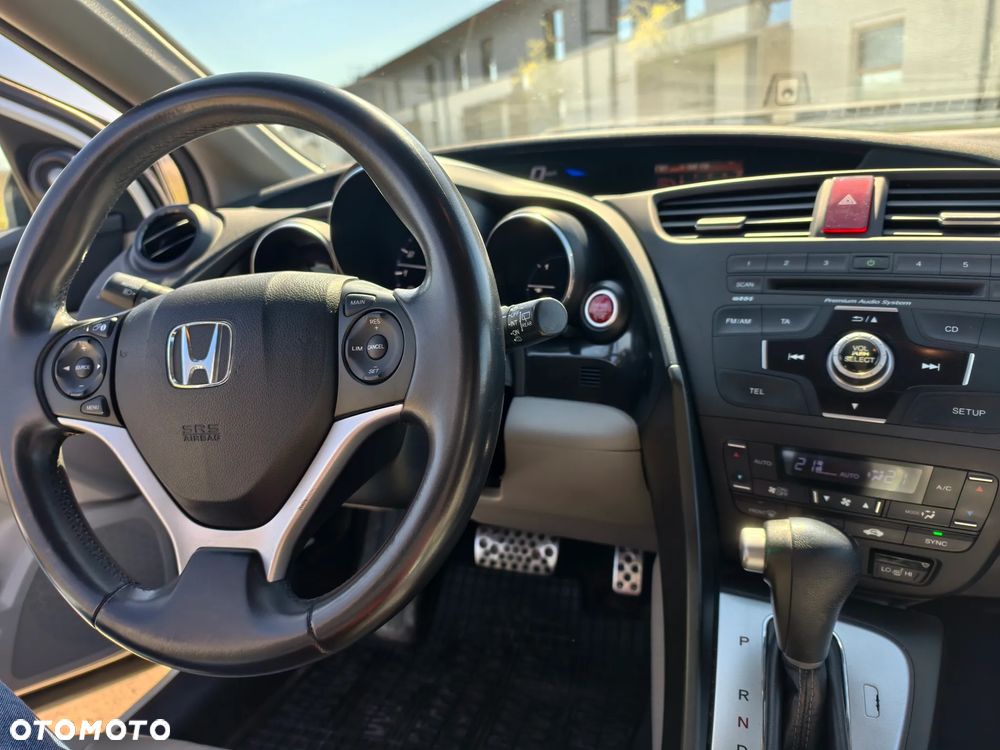 Honda Civic 1.8 Executive - 15