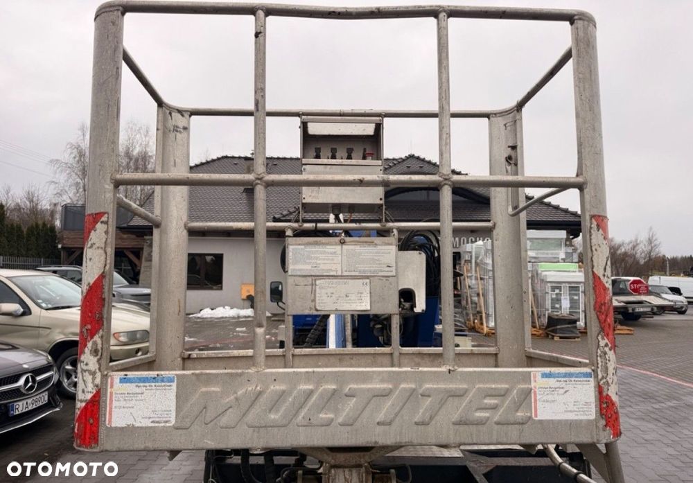 Nissan Nissan podnośnik koszowy zwyżka Multitel MX 170 - 10