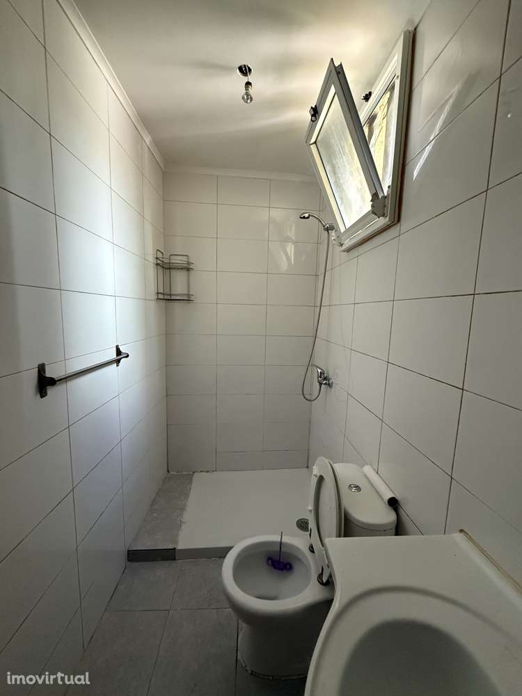 T1 em São Vicente, pronto a habitar, 650€ - Grande imagem: 3/3