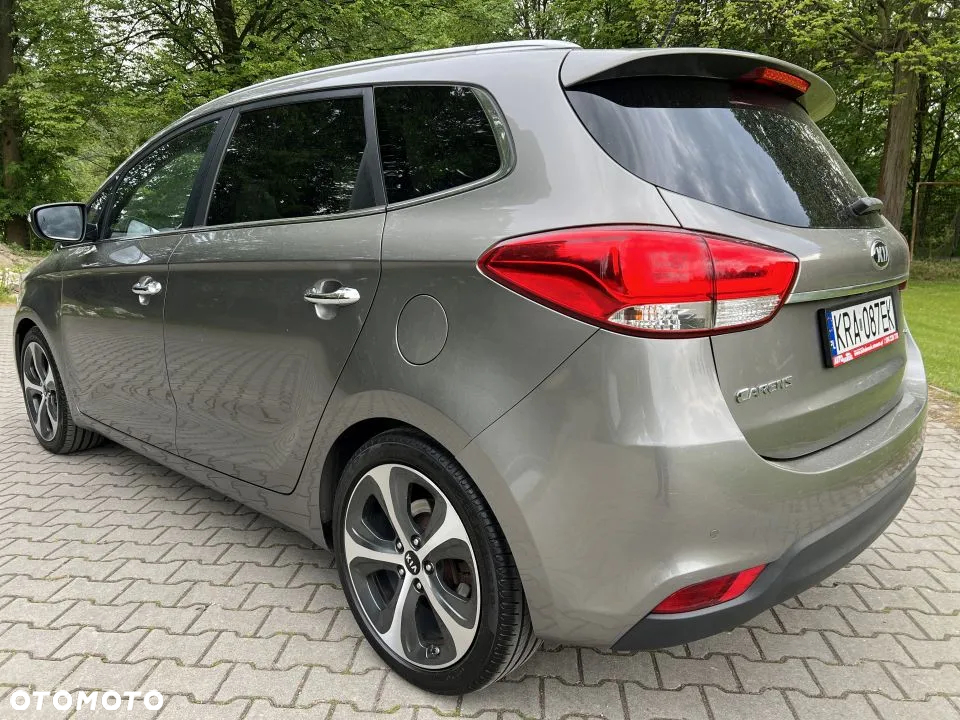 Kia Carens 1.7 CRDi XL 7os - 35