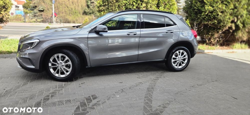 Mercedes-Benz GLA - 18