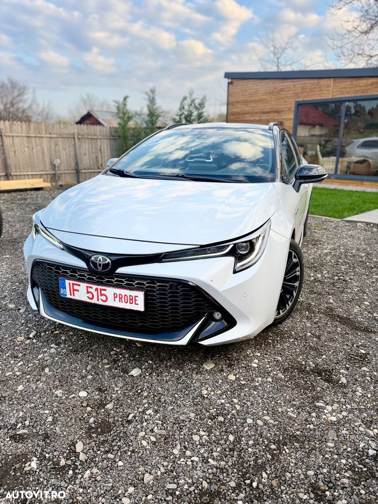 Toyota Corolla 1.8 HSD Dynamic GR Sport - 10