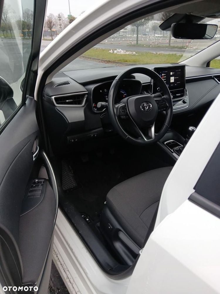 Toyota Corolla - 15