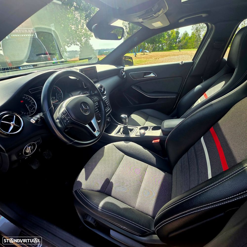 Mercedes-Benz A 200 (BlueEFFICIENCY) - 14