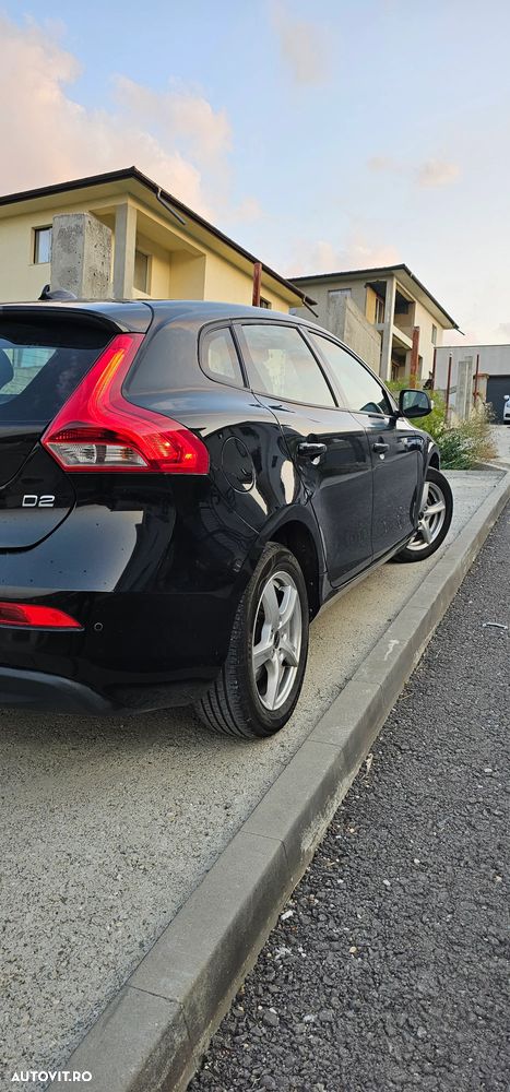 Volvo V40 D2 Basic - 3