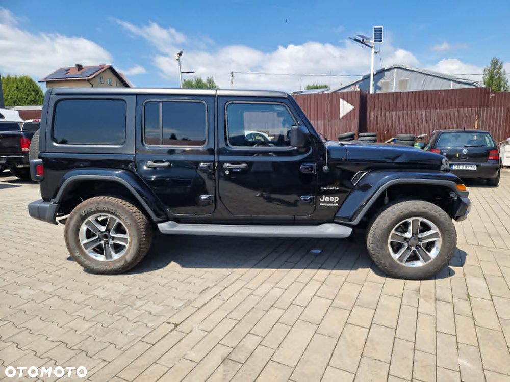 Jeep Wrangler Unlimited 3.6 Automatik Sahara - 11