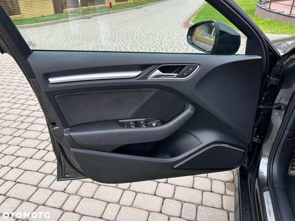 Audi RS3 Sportback 2.5 TFSI Quattro S tronic - 33